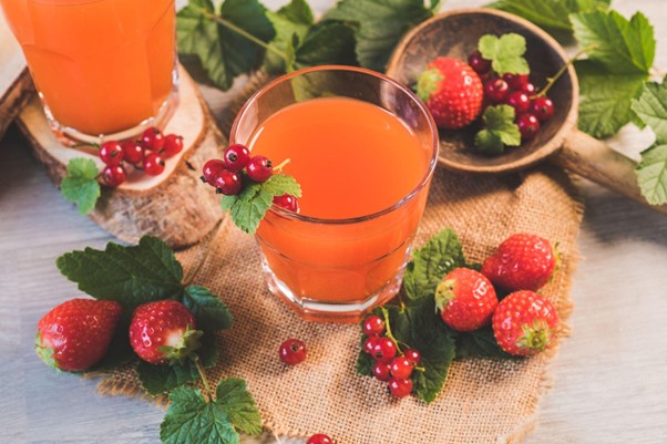 Naturalne soki owocowe i warzywne – skosztuj trochę zdrowia!